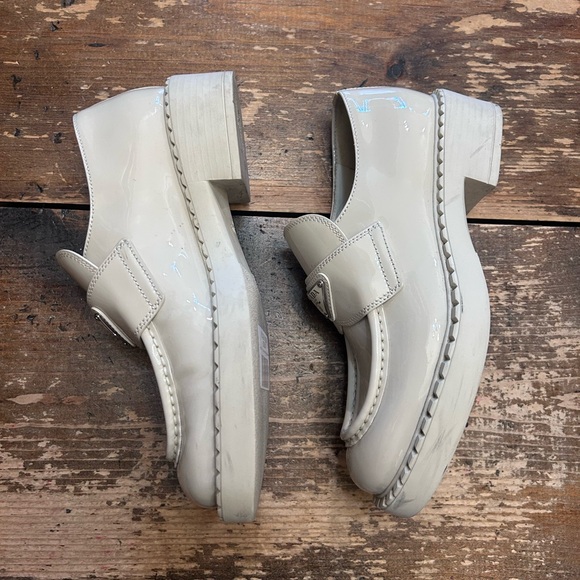Prada Cream/ ivory Patent Leather Platform Oxford Loafers *5.5 - Picture 5 of 11